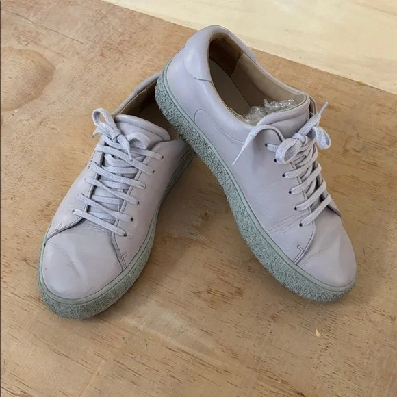 Axel Arigato Light Purple Sneakers - Picture 3 of 7